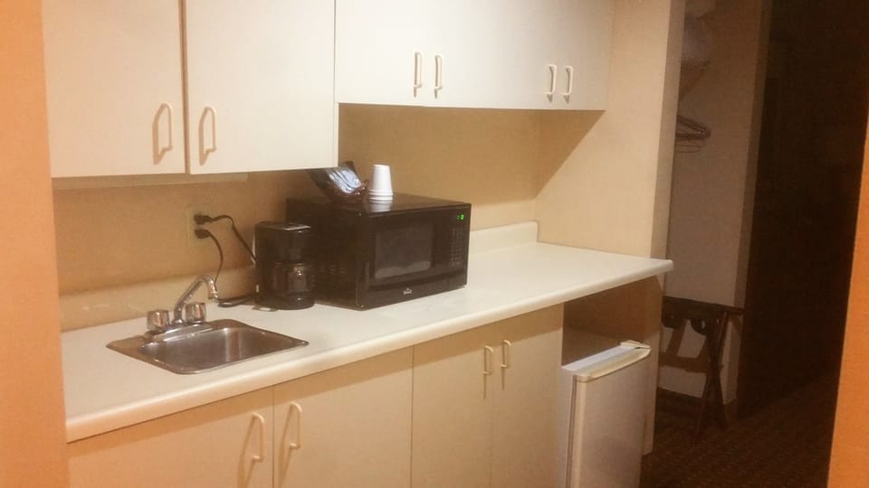 Fridge, microwave, espresso maker