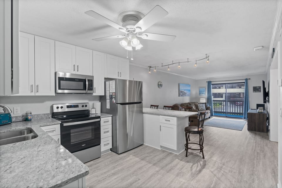 Plenty of counter space to cook together.