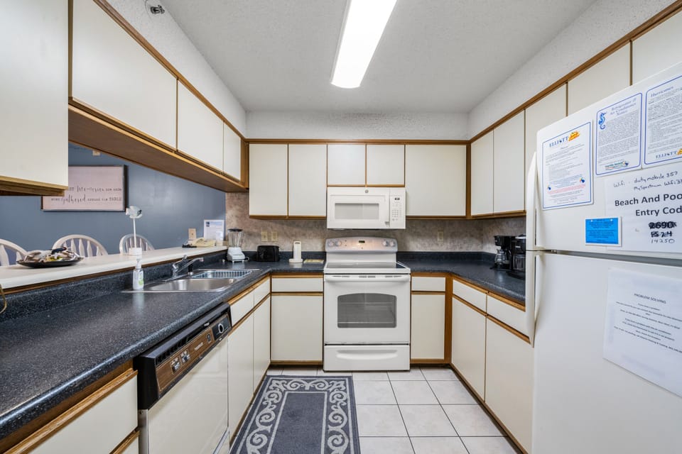 Plenty of counter space to cook together.