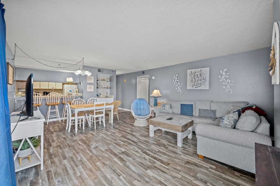 Plenty of space in this living room to gather and spend time together!