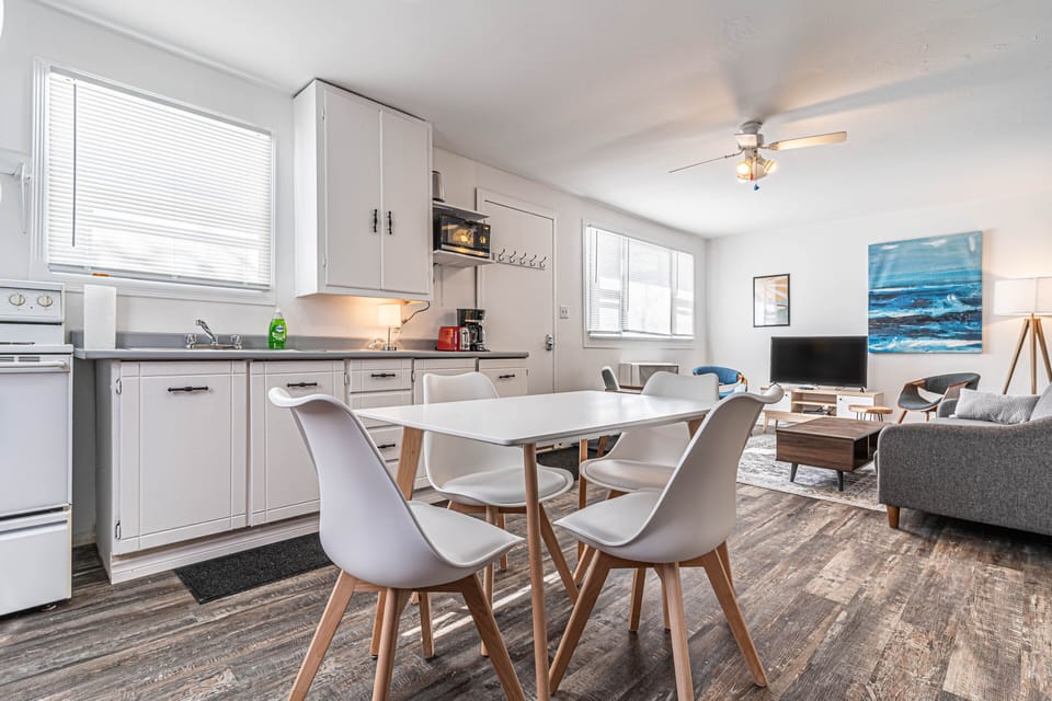 Cabin, Ensuite, Garden View (Unit 1) | Restaurant