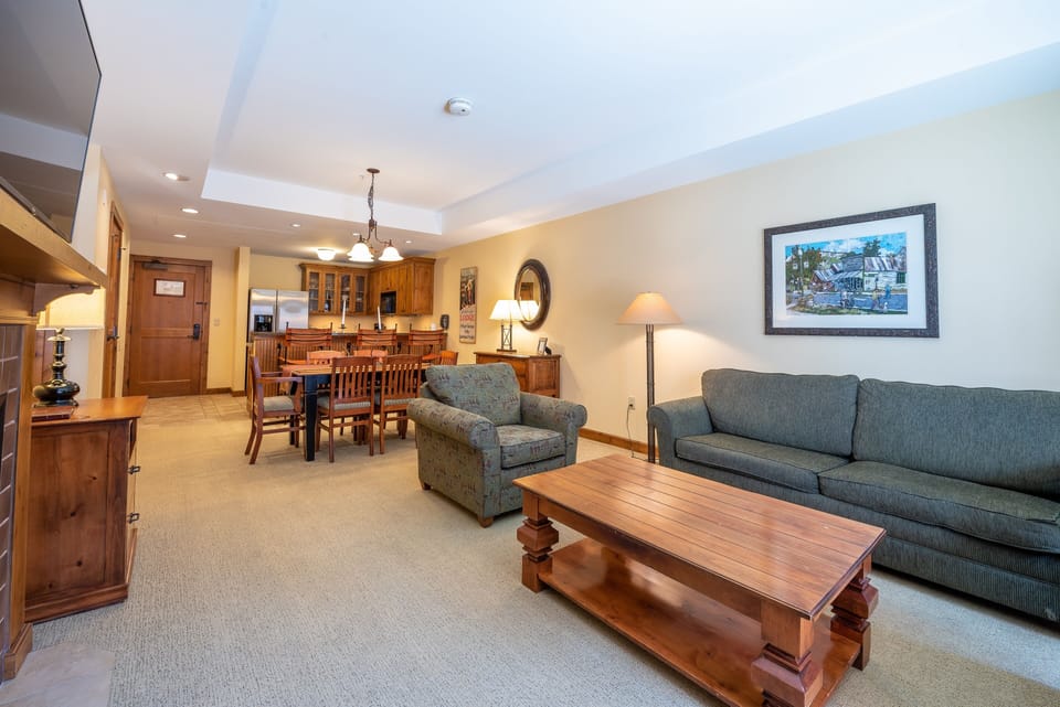 Flooring, Couch, Furniture, Living Room, Room