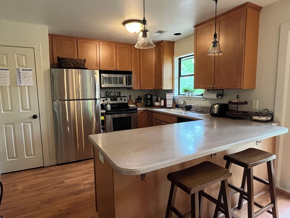 Well-stocked chef's kitchen for all of your culinary needs