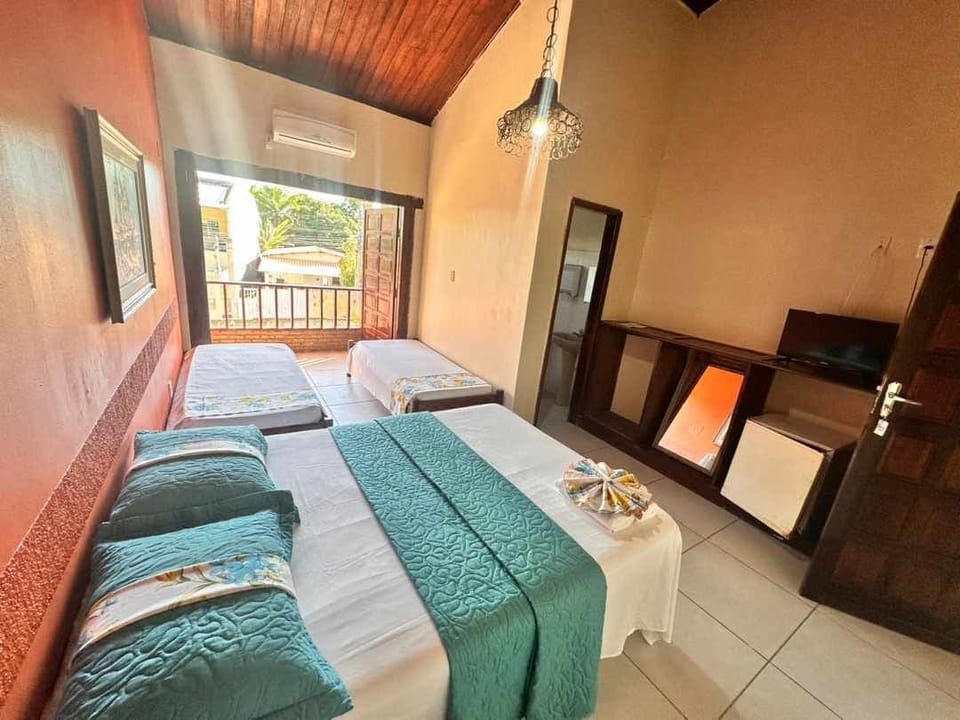 Standard Quadruple Room | Free WiFi, bed sheets