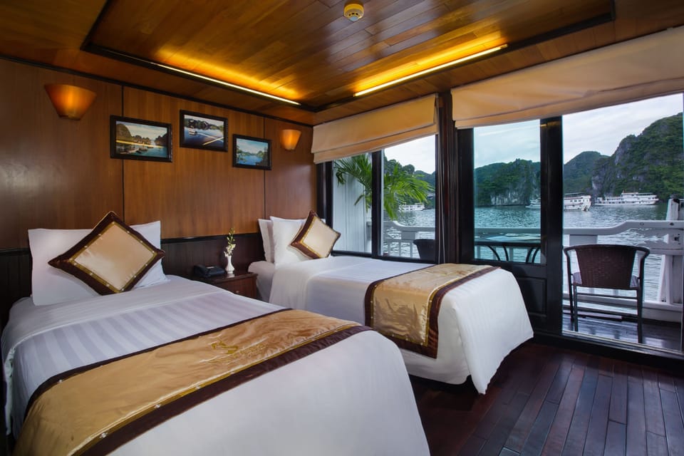 Premium bedding, in-room safe, soundproofing, free WiFi