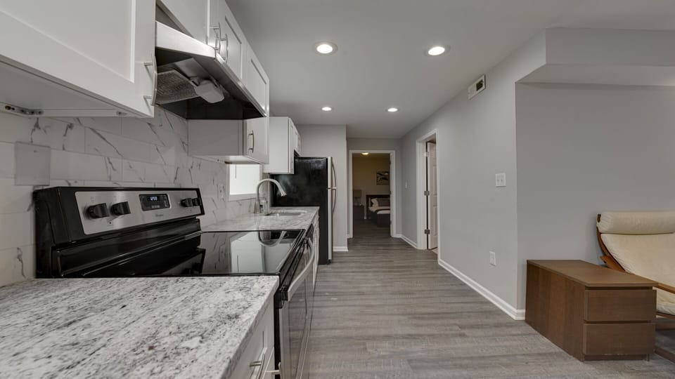 House (3 Bedrooms) | Bathroom | Combined shower/tub, free toiletries, hair dryer, towels