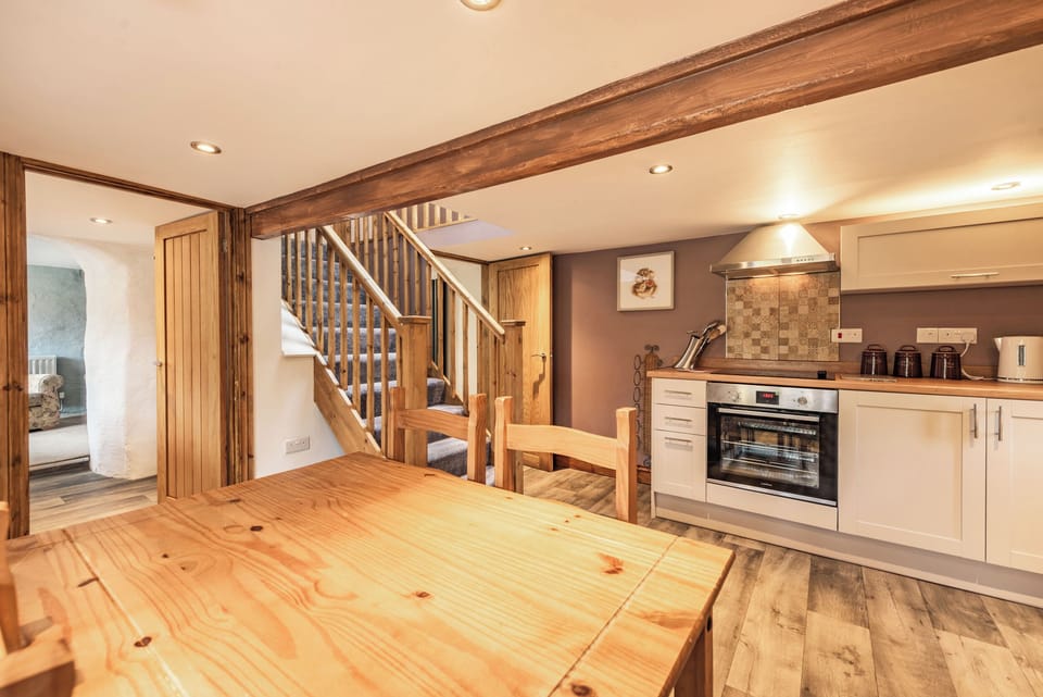 Cottage | Interior