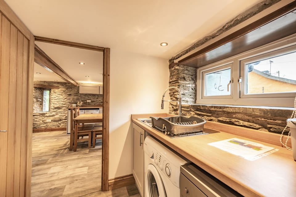 Pendre Cottage Cottage in Clydau