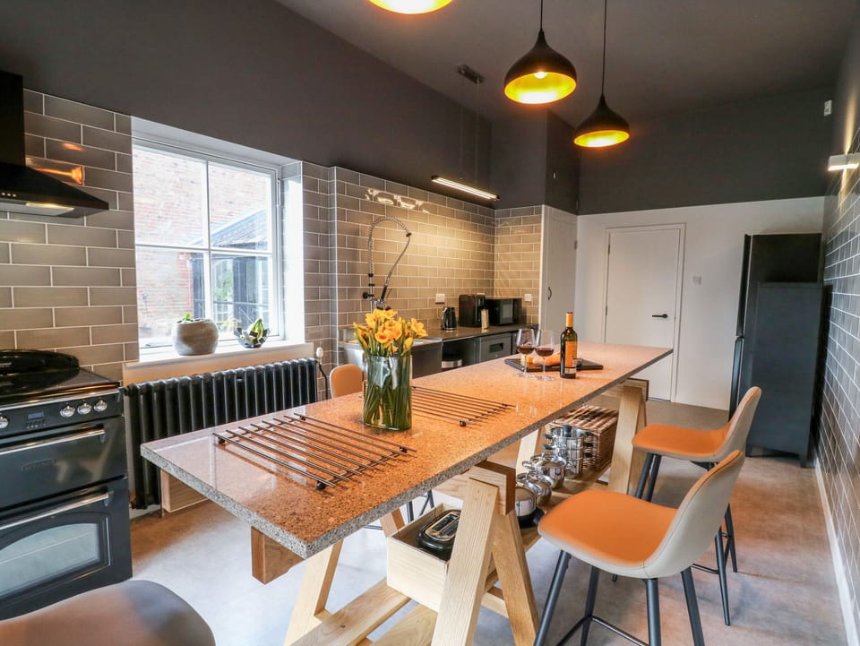 Cottage | Interior