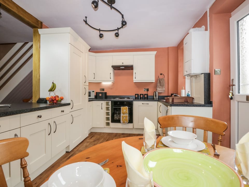 Cottage | Interior