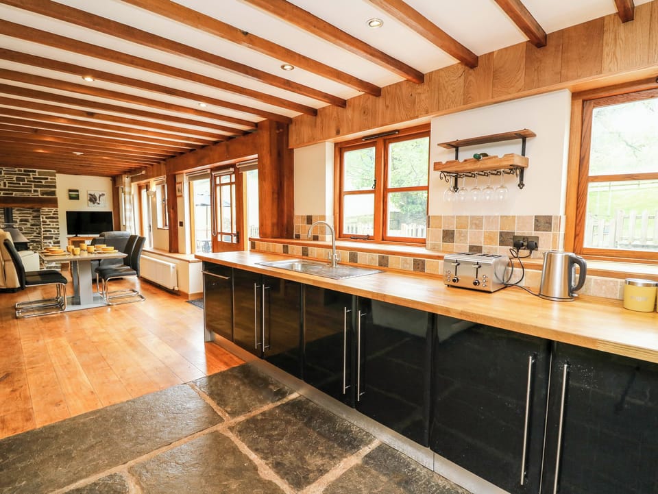Cottage | Interior