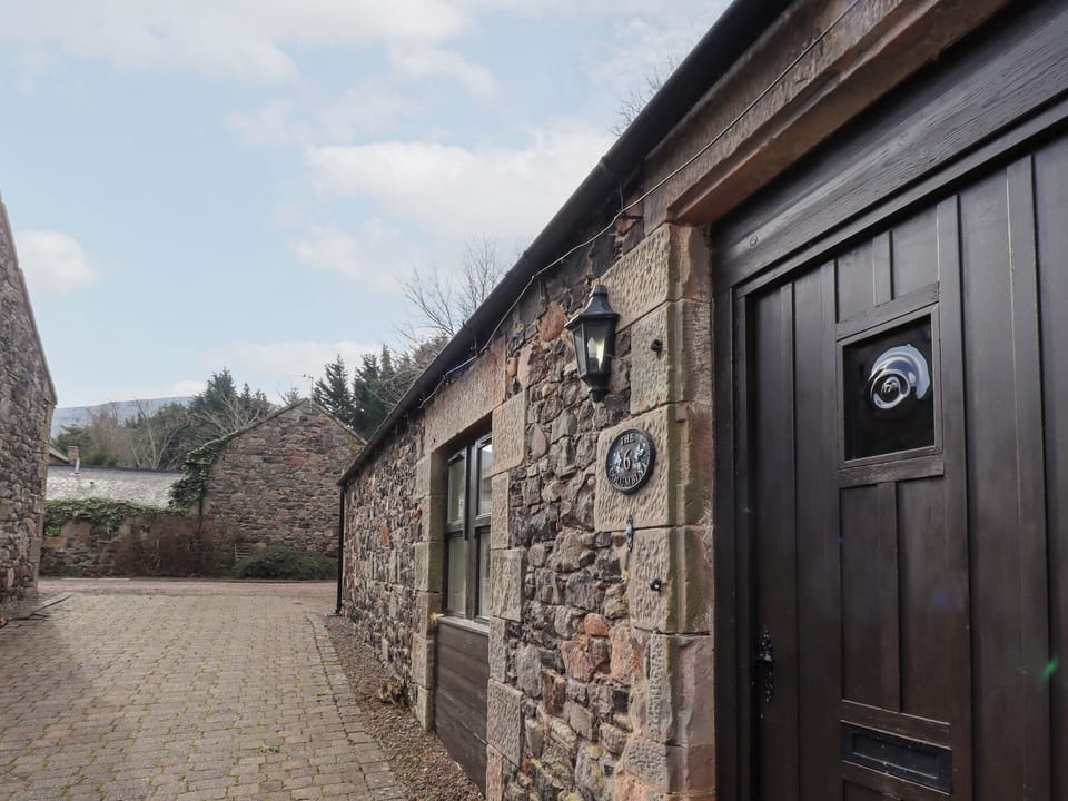 Cottage | Exterior detail