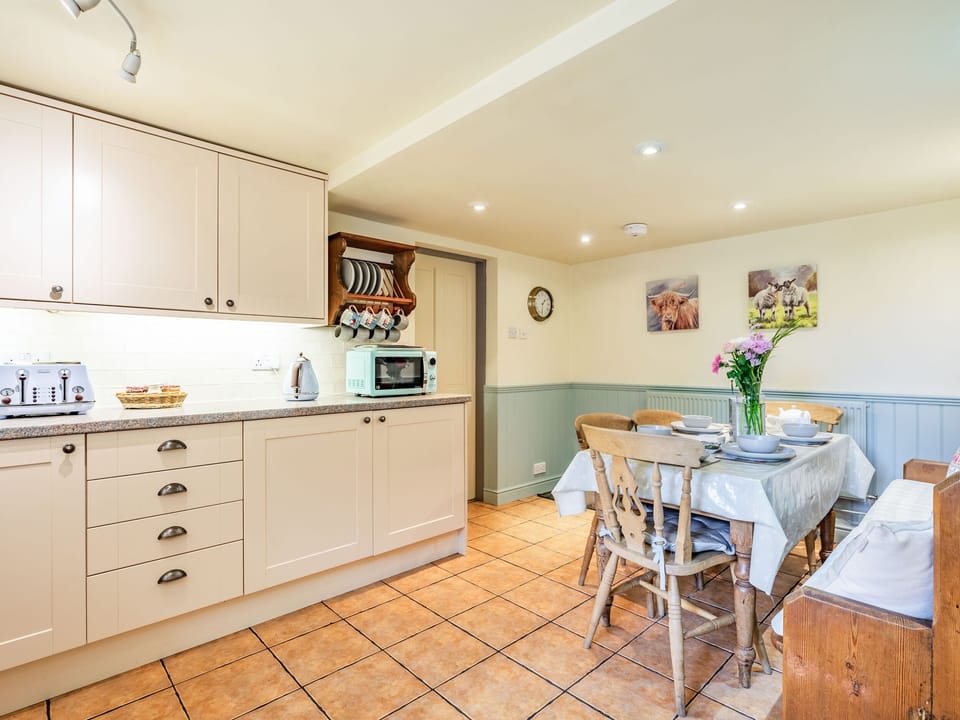 Cottage | Interior