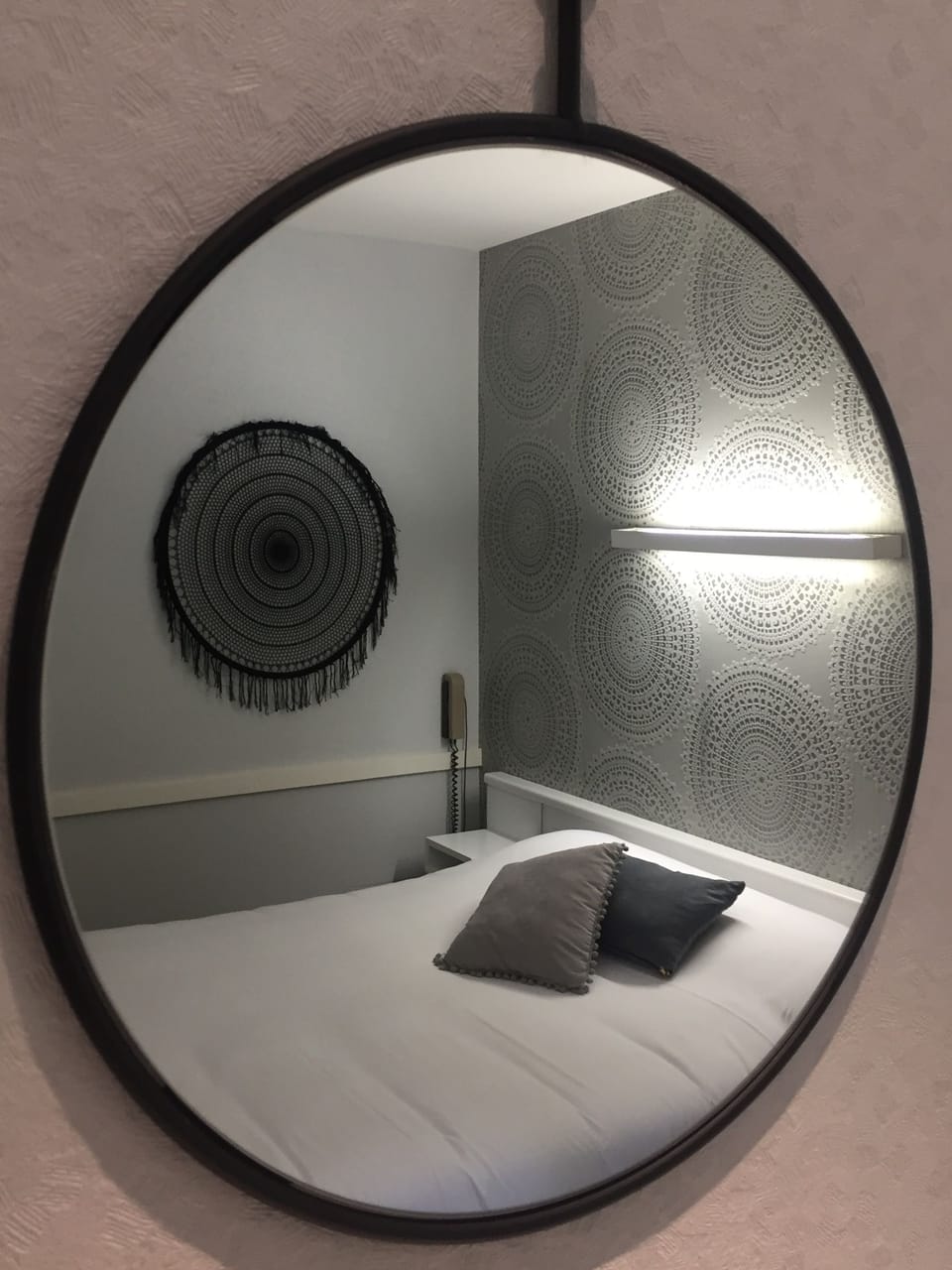 Double Room | Desk, free WiFi, bed sheets