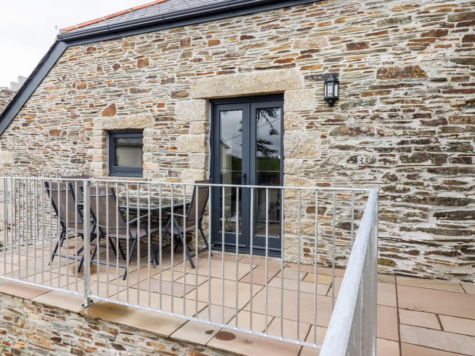Cottage | Balcony