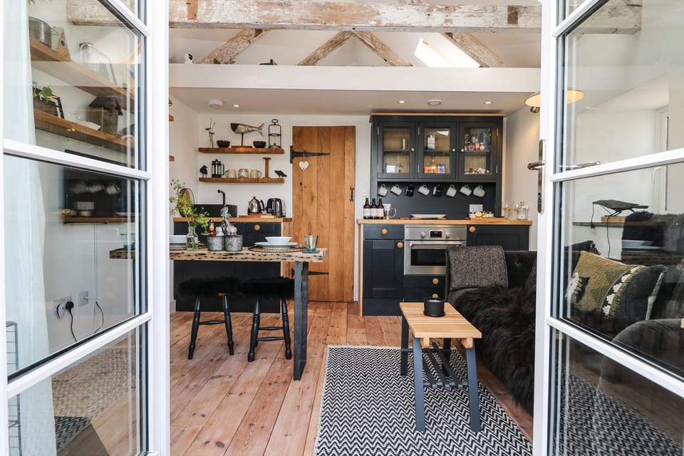 Cottage | Interior