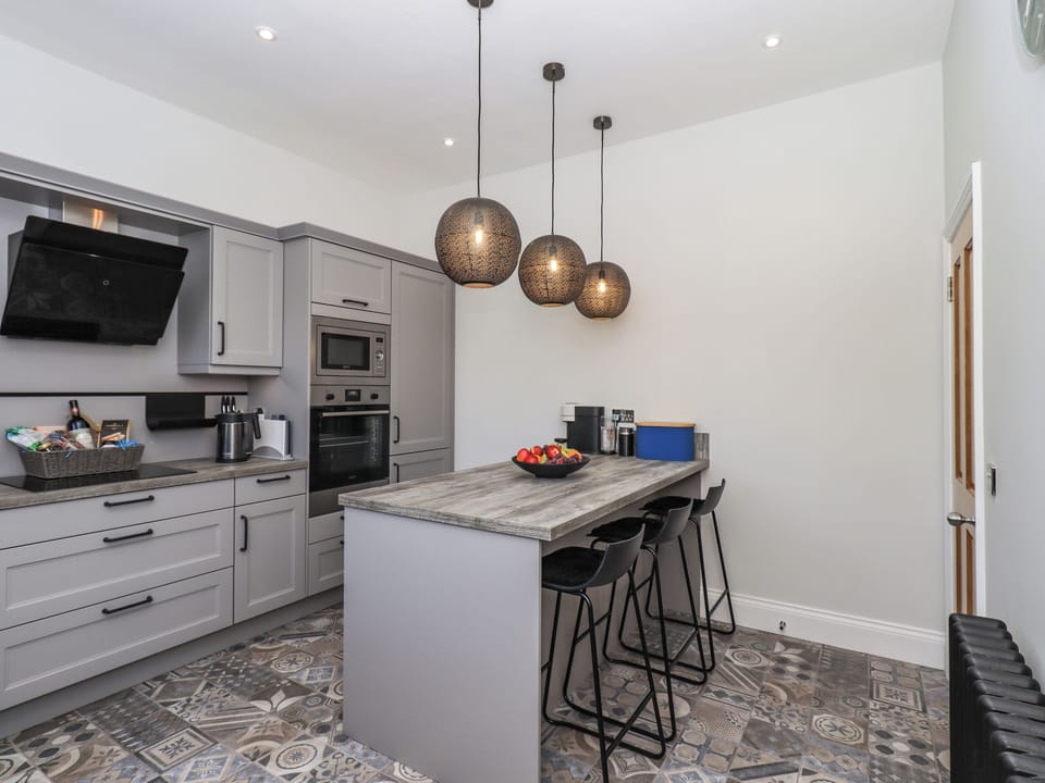 Cottage | Interior