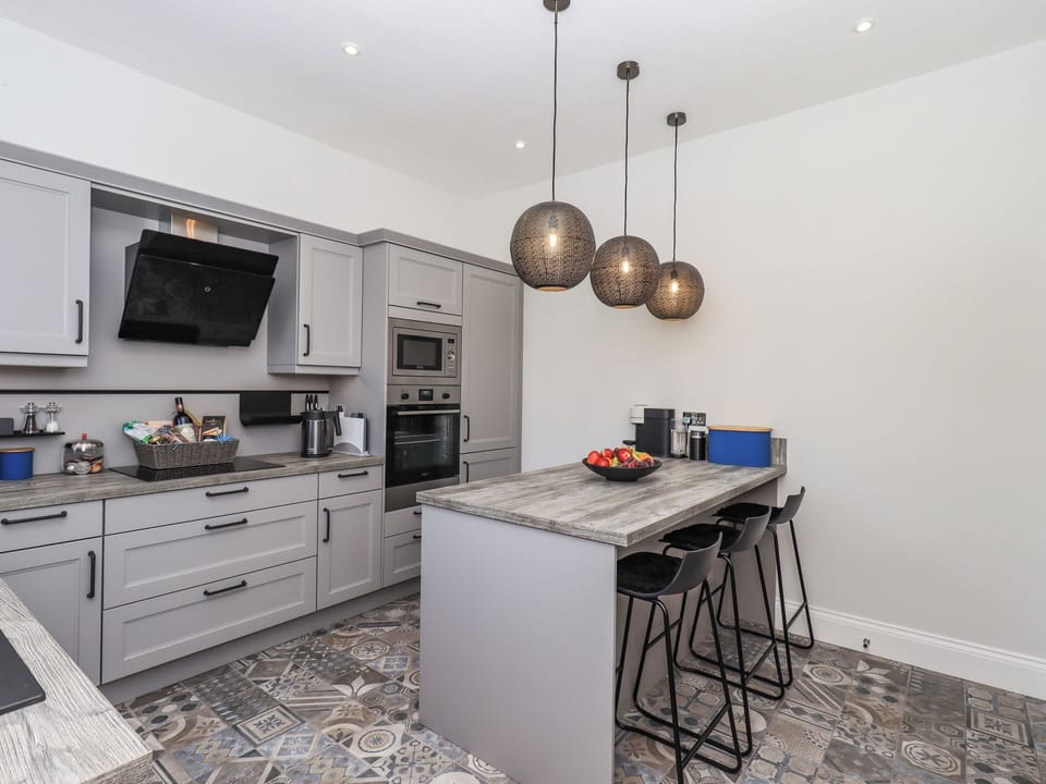 Cottage | Interior