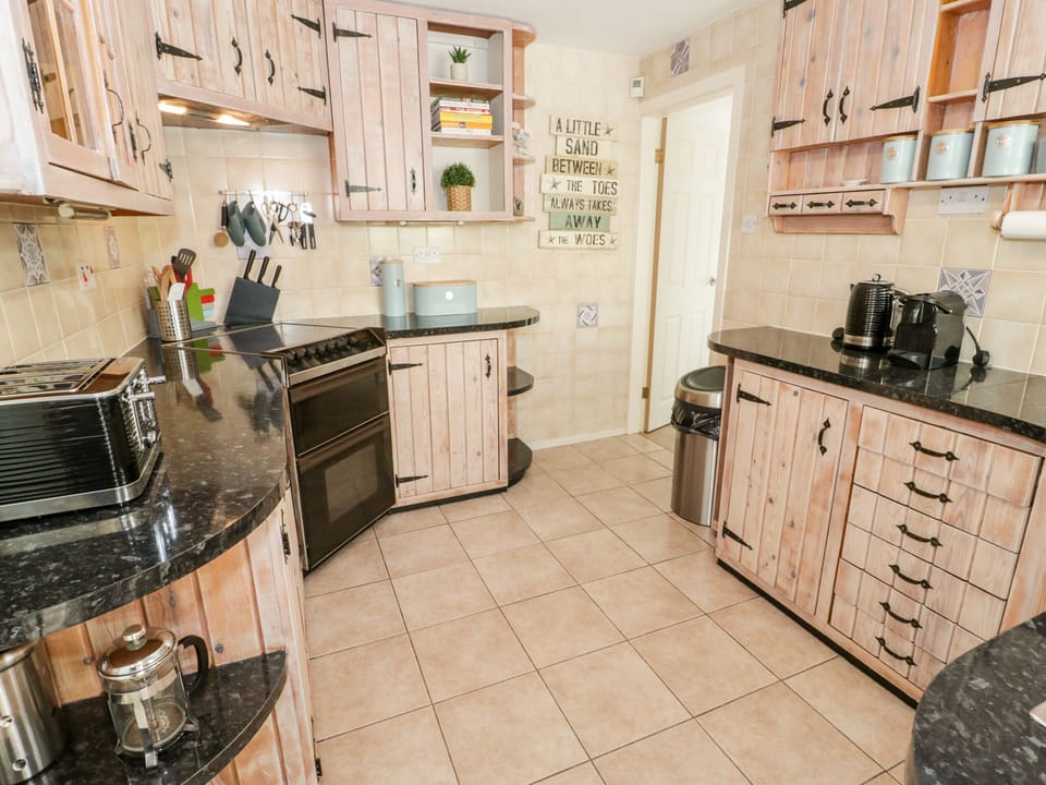 Cottage | Interior