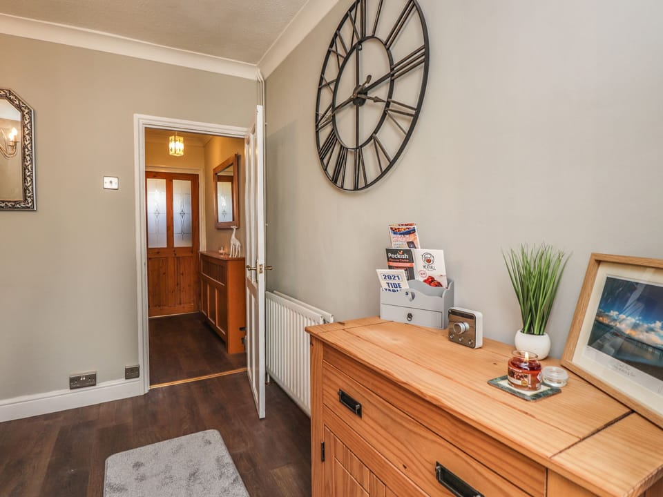 Cottage | 2 bedrooms, individually decorated, individually furnished, free WiFi
