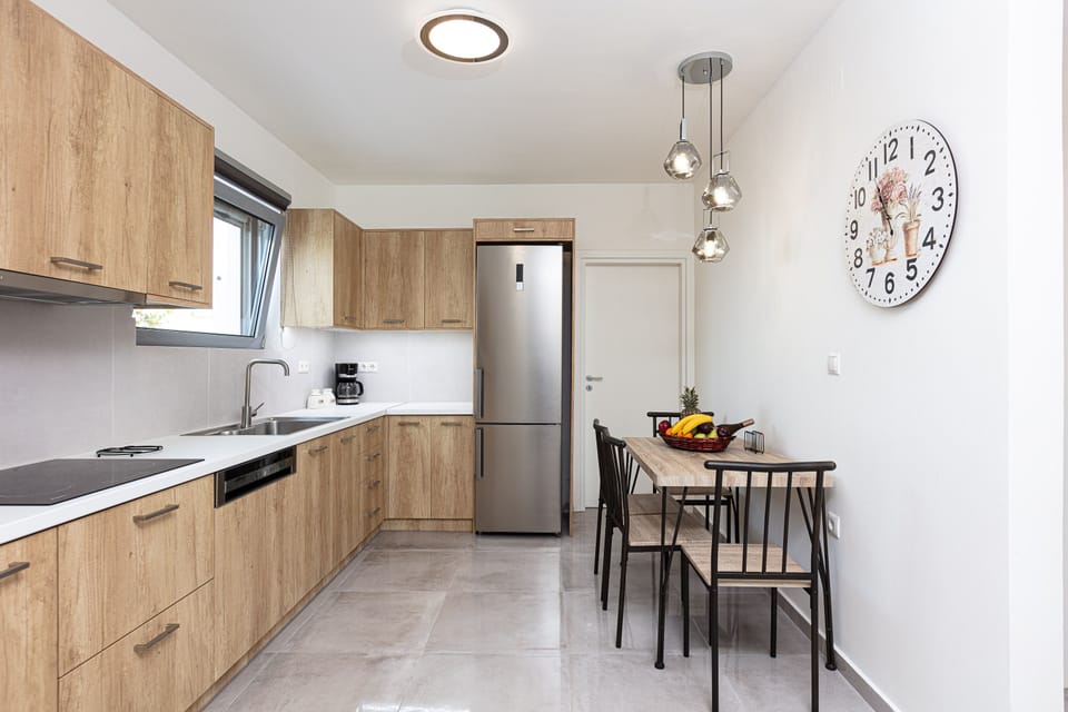 A fully equipped kitchen for culinary creations. 