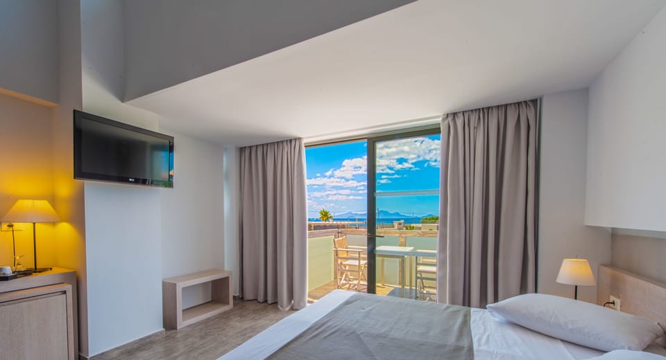 Standard Double or Twin Room, Sea View | View from room