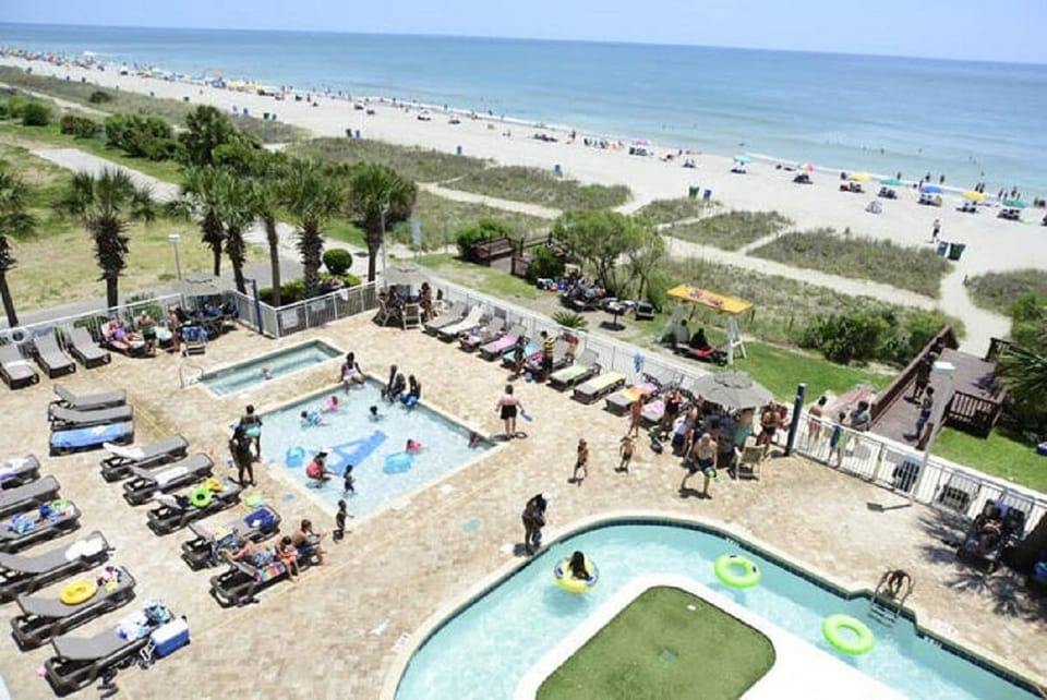 Atlantica Resort offers a variety of amenities! There is even a kiddie pool.