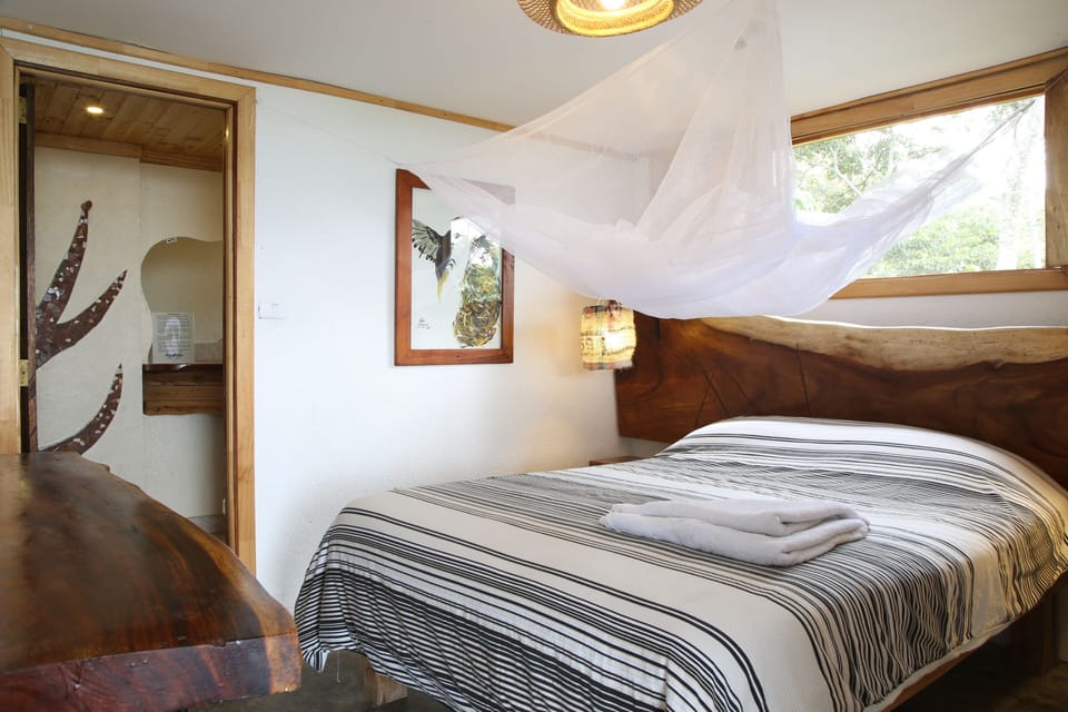 Standard Double Room | WiFi (free), bed sheets