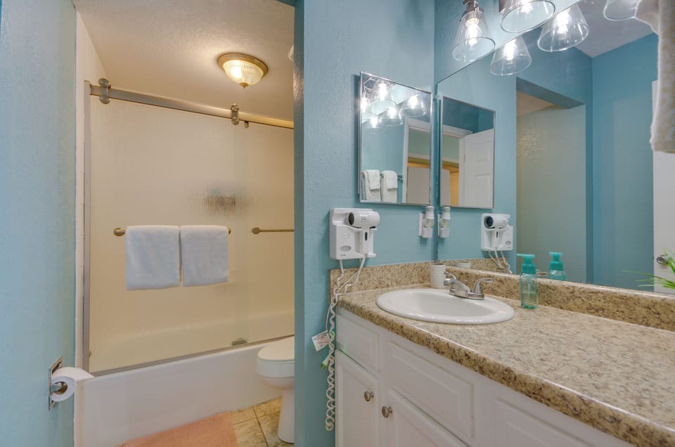 Full Bathroom | Lower Level