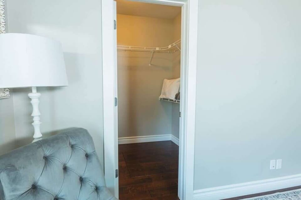 Master Bedroom- Walk-In closet. 