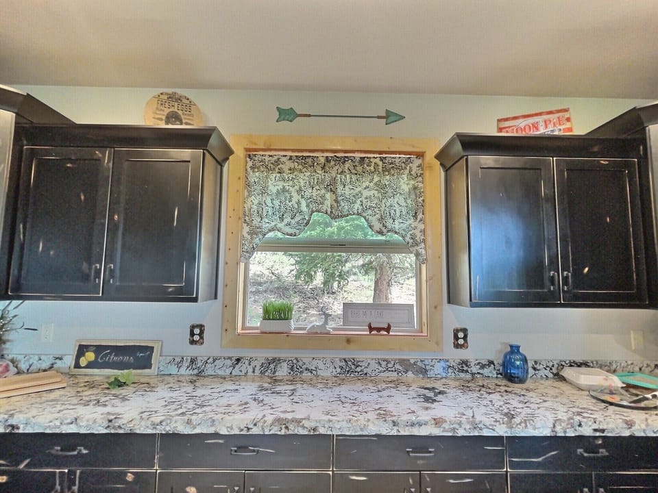 Grand kitchen with tons of space 