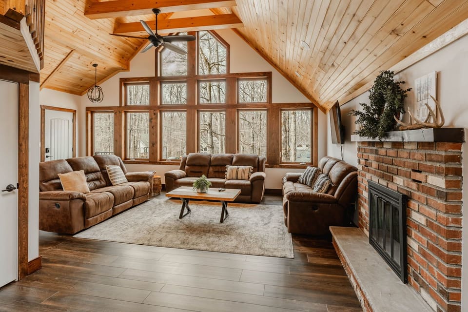 Huge cathedral windows with plenty of sunlight and space to relax.