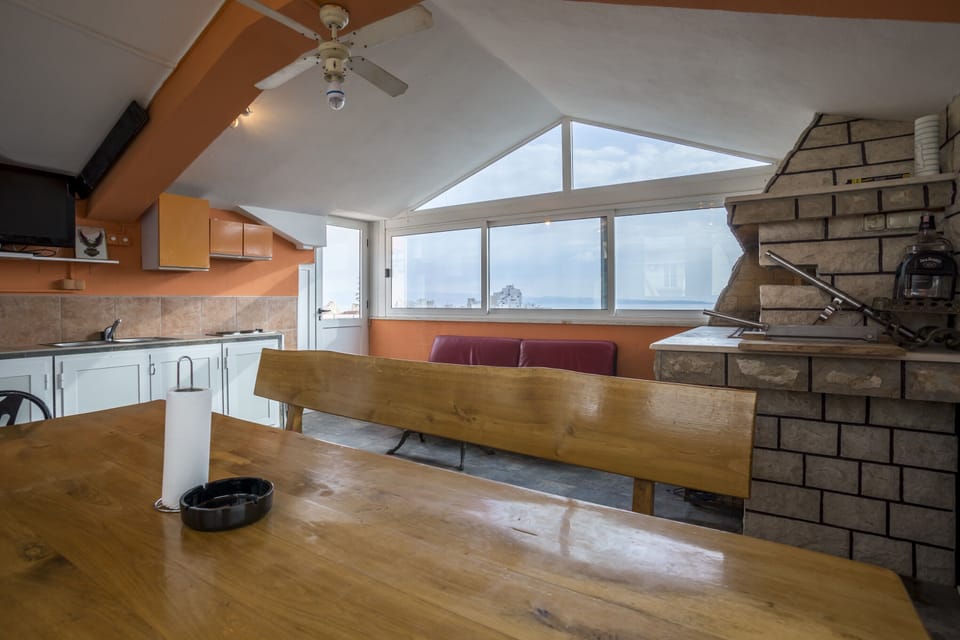 Apartment | Living room | 30-inch TV with digital channels