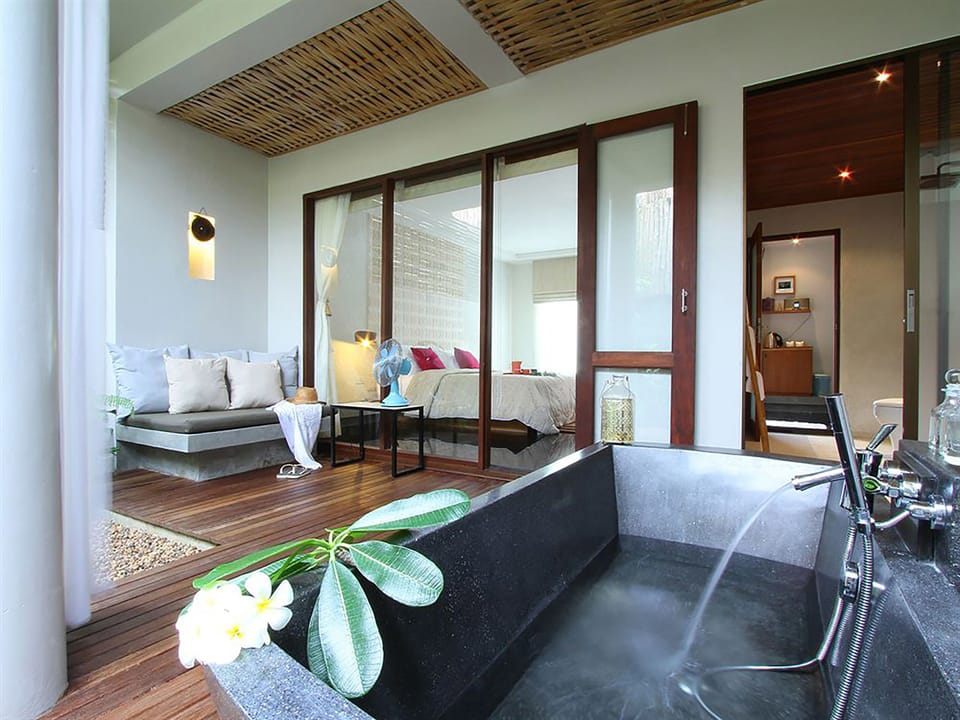 In Love Plunge Pool | Bathroom | Free toiletries, hair dryer, bathrobes, slippers