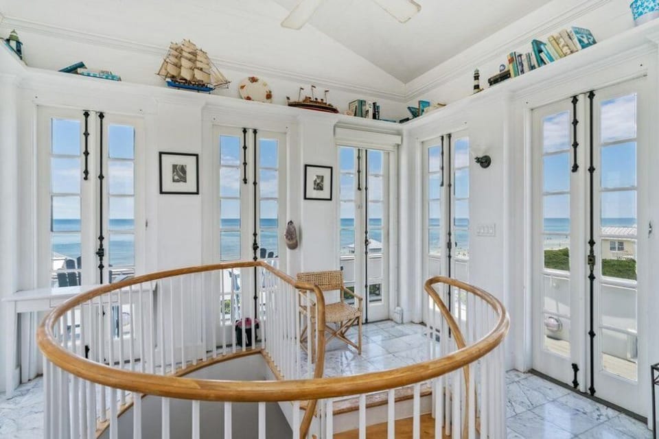 THIRD LEVEL TOWER WITH GULF VIEWS