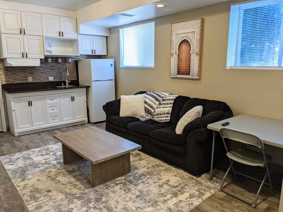 Downstairs living area & kitchenette