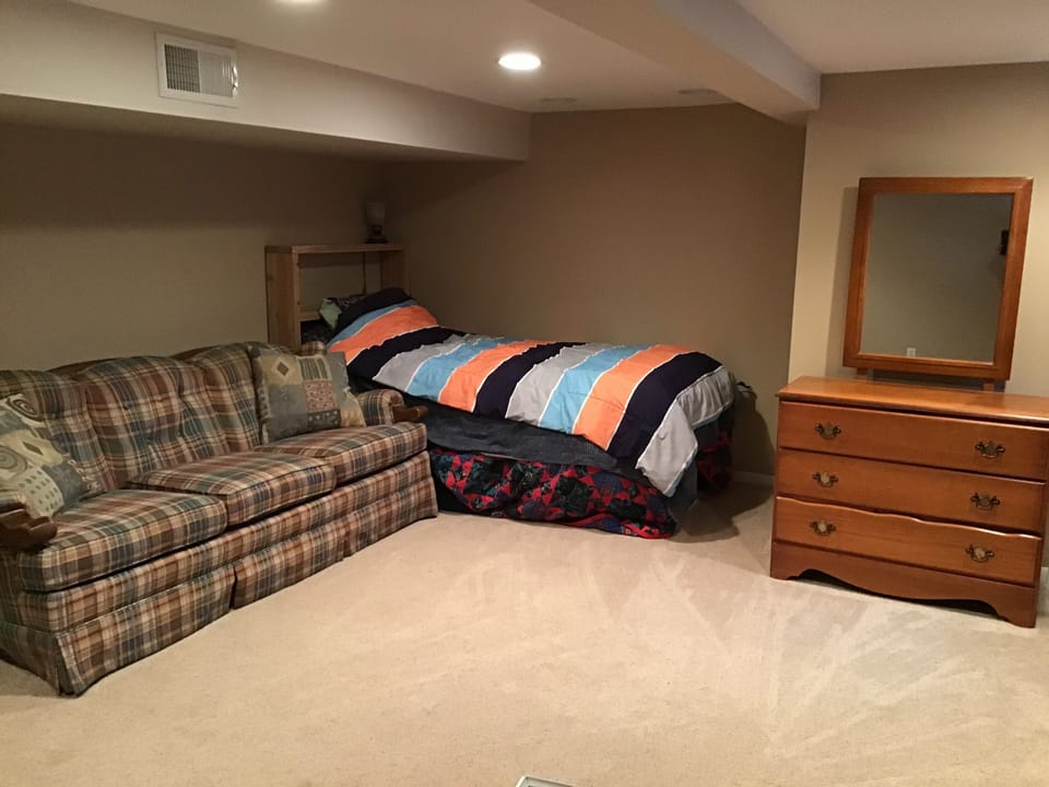 Extra single bed