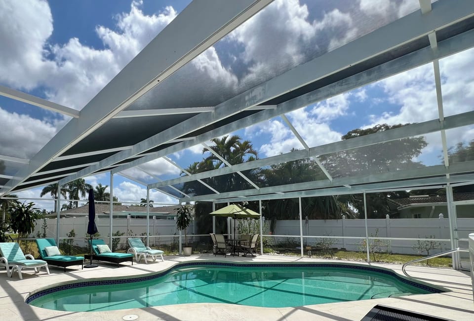 Outdoor pool (not heated)