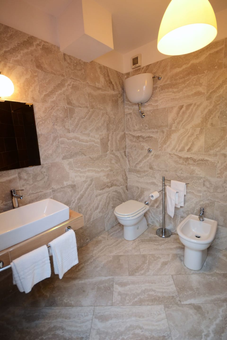 Triple Room | Bathroom | Hair dryer, bathrobes, slippers, bidet