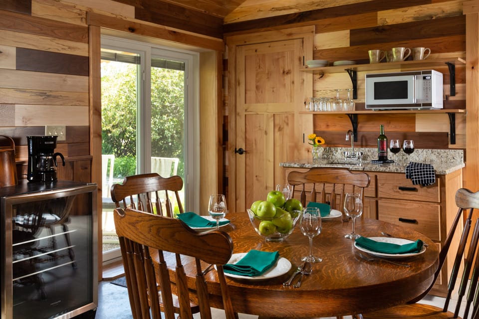 Deluxe Cabin | Private kitchen | Coffee/tea maker, full-size fridge, microwave, paper towels