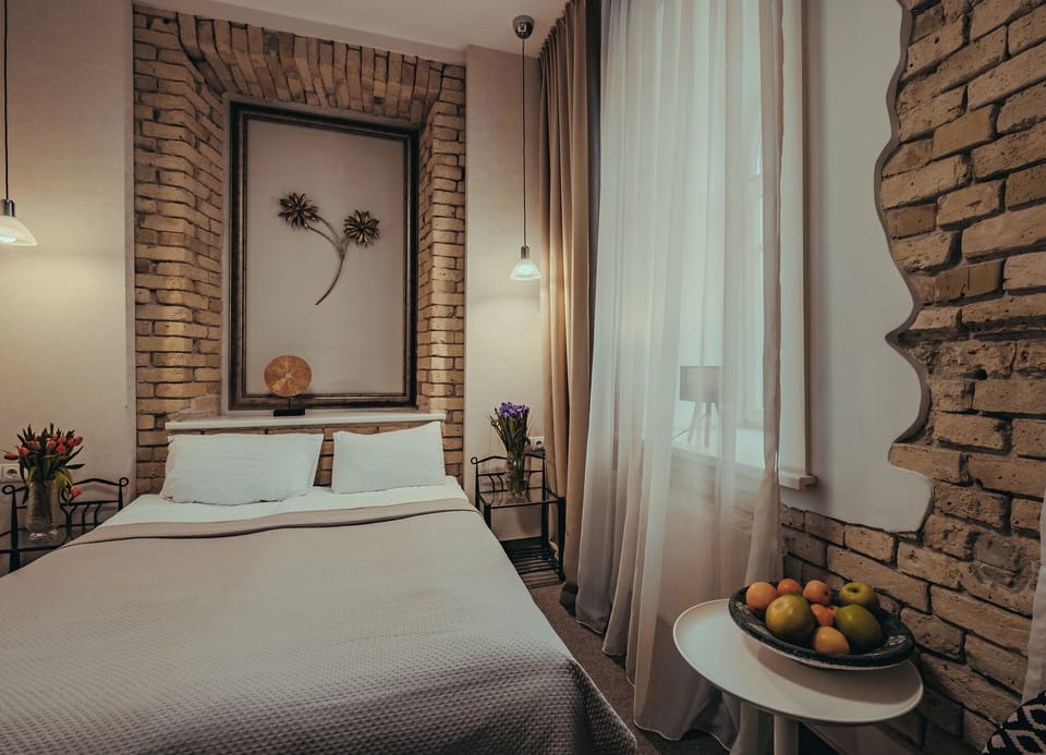 Double Room | In-room safe, individually decorated, desk, laptop workspace