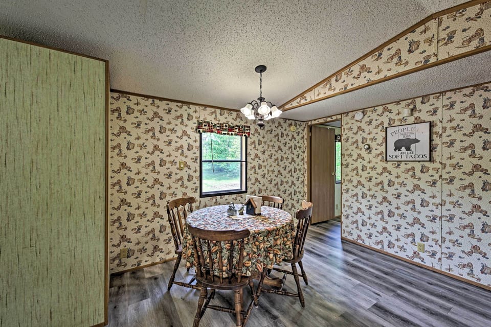 Dining Space | Dishware & Flatware