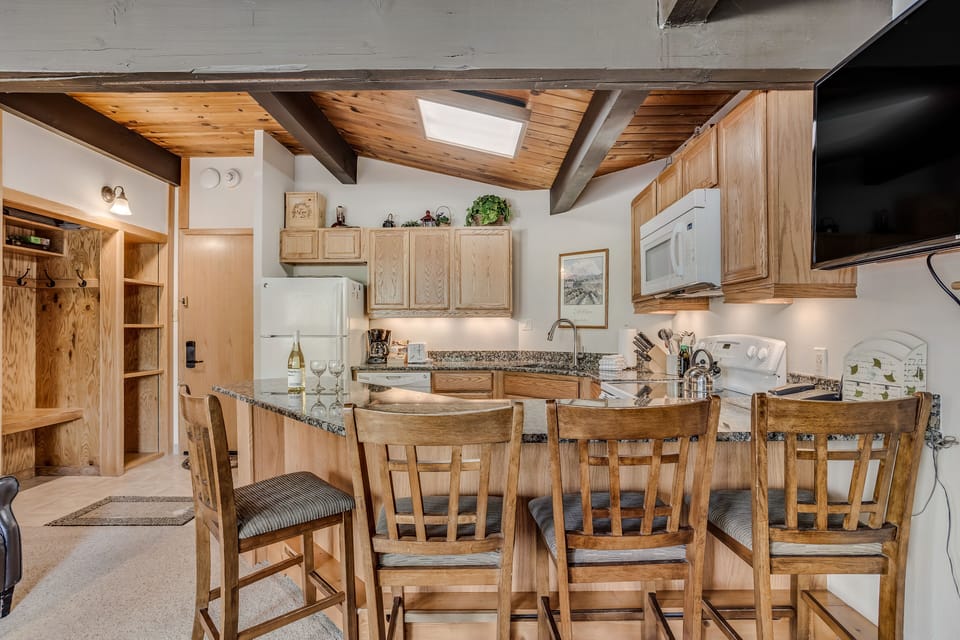 Kitchen counter seating