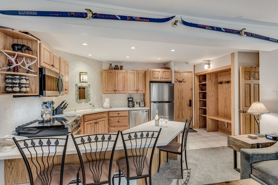 Kitchen with counter seating