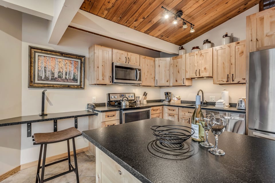 Kitchen island with bar seating