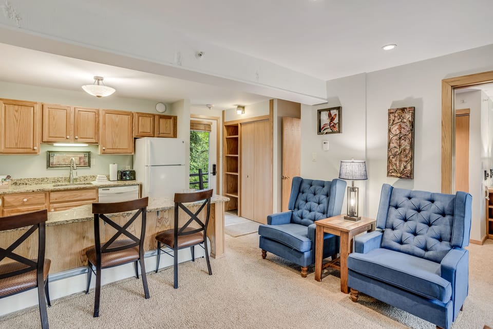 Counter seating