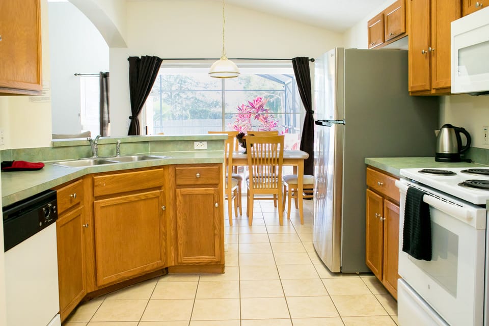 Fully equipped kitchen, everything is provided