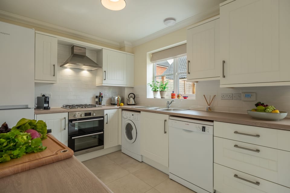 Ground floor: Kitchen