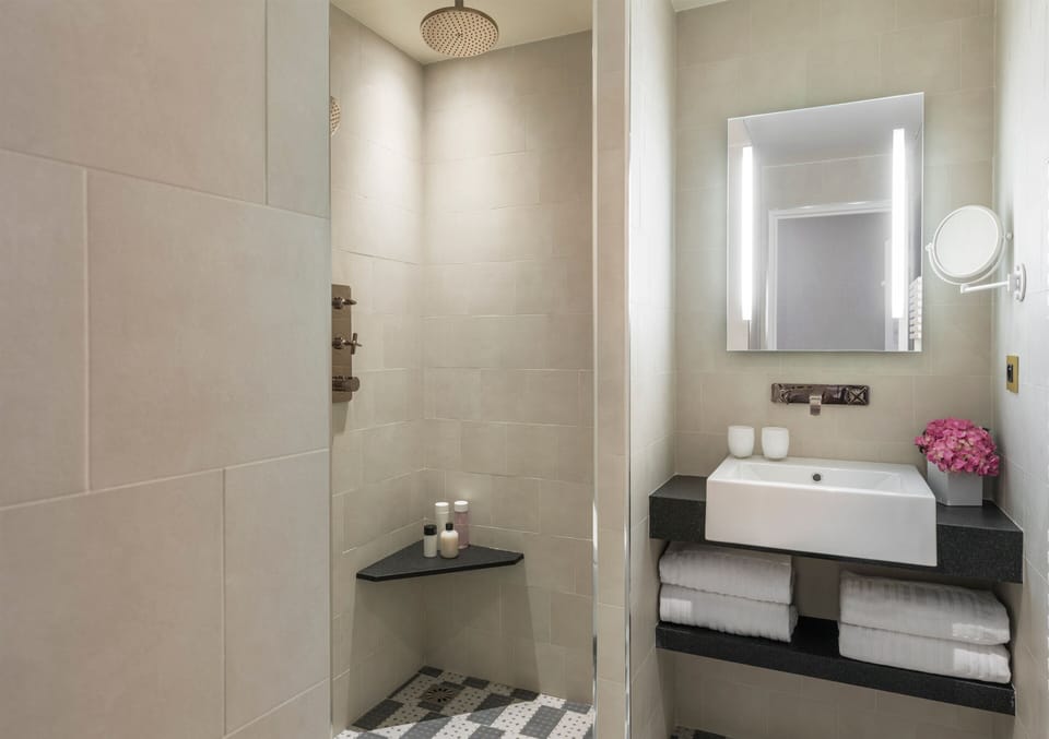 Shower, rainfall showerhead, hair dryer, slippers