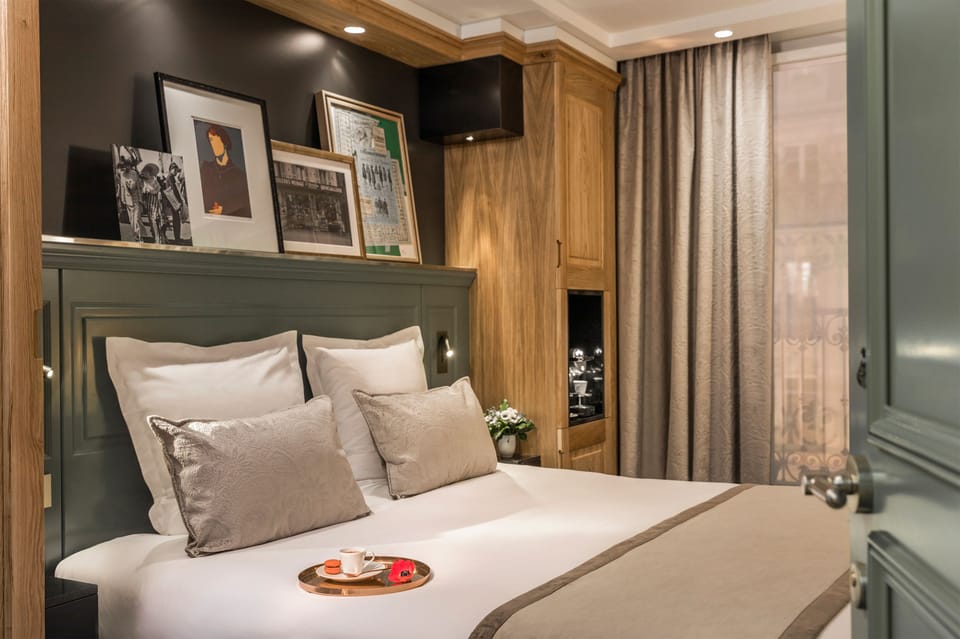 Minibar, in-room safe, desk, blackout drapes
